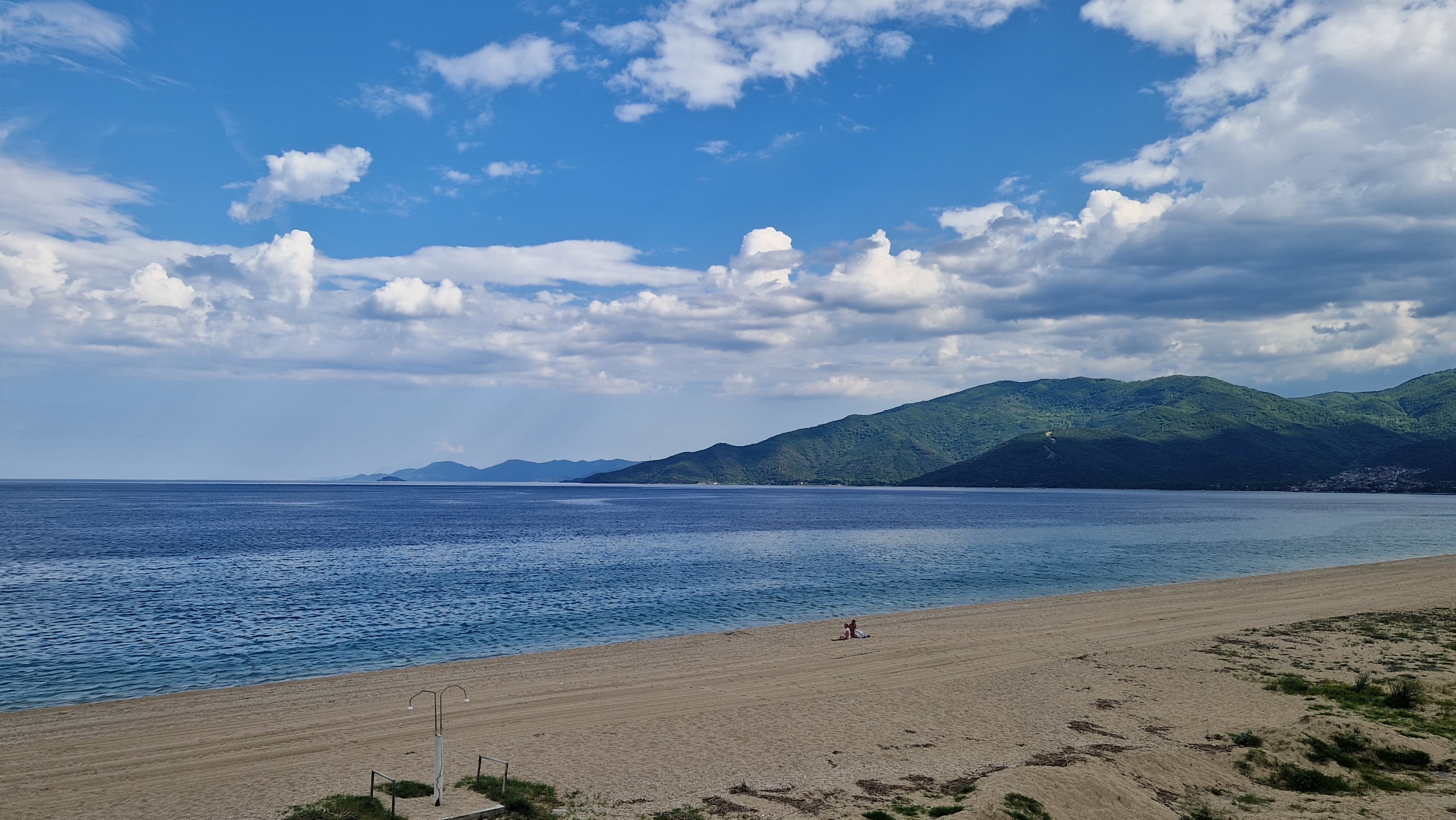 Възстановяваща грижа за кожата с шафран след слънчевите дни